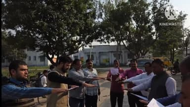 पचरुखी: नशा मुक्ति अभियान के तहत, बीडीओ ने कर्मियों को दिलाई नशा मुक्ति की शपथ