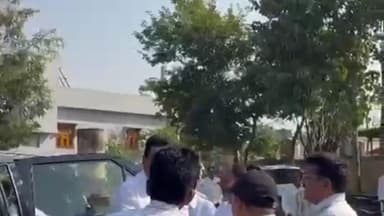 మాచారెడ్డి: మాచారెడ్డి మాజీ ఎంపీపీ, లయన్స్ క్లబ్ అధ్యక్షులు పాఠశాలలకు 120 స్కూల్ బెంచ్ లు విరాళంగా అందజేత, పాఠశాల సిబ్బంది అభినందనలు