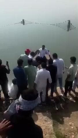 सिकराय: सहमति बनने के बाद खुली कालाखो बांध की नहर, 17 नवंबर को नहर खोलने की घोषणा के बाद अधिकारी हुए पीछे, विधायक पहुंचे