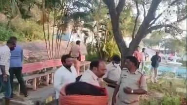 ఖమ్మం అర్బన్: ఖమ్మం లో శ్రీ స్తంభాద్రి లక్ష్మీ నరసింహ స్వామి ఆలయ ప్రాంగణంలో చెట్టుకు ఉరివేసుకొని ఓ వ్యక్తి ఆత్మహత్య