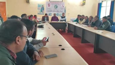 कान्हाचट्टी: कान्हाचट्टी में 'आपकी योजना, आपकी सरकार, आपके द्वार' कार्यक्रम की सफलता को लेकर बैठक आयोजित