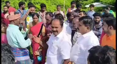 மயிலாடுதுறை: கதிராமங்களம் கடைத தெரு பகுதியில் அமைச்சா மெய்யநாதன் செய்த மனித நேய செயல் - விபத்தில் காயமடைந்தவரை மீட்டு மருத்துவமனைக்கு அனுப்பி வைத்தார்