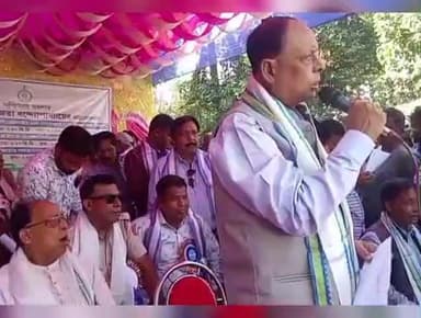 হরিরামপুর: হরিরামপুর ব্লকের পুন্ডরী গ্রাম পঞ্চায়েতের তিনটি রাস্তার কাজের সূচনা করলেন ক্রেতা সুরক্ষা মন্ত্রী বিপ্লব মিত্র