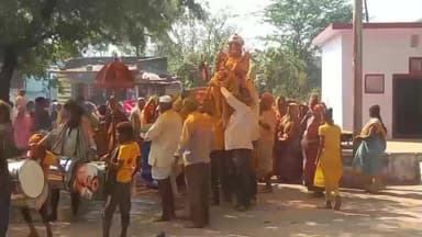 ಬಬಲೇಶ್ವರ: ಕಾಖಂಡಕಿ ಗ್ರಾಮದಲ್ಲಿ ಅದ್ದೂರಿಯಾಗಿ ಜರುಗಿದ ದುರ್ಗಾದೇವಿ ಜಾತ್ರಾ ಮಹೋತ್ಸವ