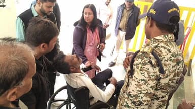 अशोक नगर: जनसुनवाई में एक आवेदक की तबीयत बिगड़ी, अस्पताल में भर्ती कराया गया