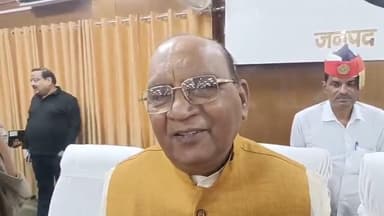 फर्रुखाबाद: फतेहगढ़ कलेक्ट्रेट में मेला रामनगरिया पर हुई बैठक, पिछले वर्ष 2 करोड़ से अधिक व्यय की जानकारी दी अमृतपुर विधायक ने