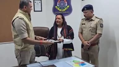 ટંકારા: મીતાણા નજીક થયેલ લુંટના ગુન્હામાં ગયેલ મુદ્દામાલ મૂળ માલિકને પરત આપતી ટંકારા પોલીસ