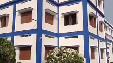 জলঙ্গি: জলঙ্গি কলেজের অধিকাংশ সিট ফাঁকা। উচ্চ শিক্ষায় অনিহা ছাত্রছাত্রীদের। কেন ভর্তি হচ্ছে না ছাত্রছাত্রীরা?