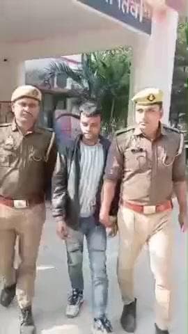 तिर्वा: दिल्ली से चोरी हुई बाइक के साथ गैंग्स्टर का आरोपित तिर्वा पुलिस ने पकड़ा, भेजा जेल