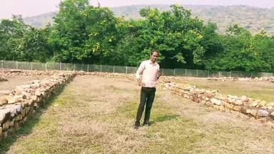 भारत एवं विश्व का पहला चिकत्सक, भगवान बुद्ध के समकालीन जीवक कौमारभृत्य :- जिन्होंने भगवान बुद्ध और जरासंघ का उपचार किआ,