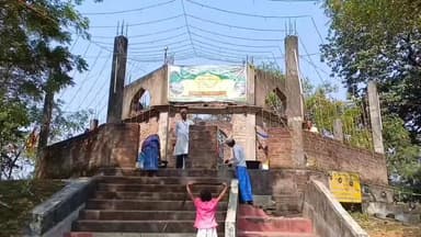 রাজনগর: রাজনগরে পয়লা অগ্রাহায়ন মীর সাহেবের দরগায় পালিত হল সম্প্রীতির নবান্ন