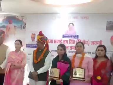 बानसूर: जयपुर के श्री राजपूत सभा में आयोजित कार्यक्रम में बानसूर के विधायक देवी सिंह शेखावत ने हिस्सा लिया