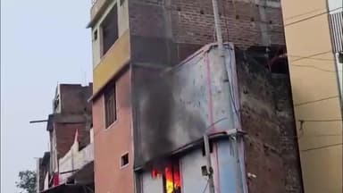 बरही: बरही नगर में शॉर्ट सर्किट से घर में लगी आग, गृहस्थी जलकर राख, लोगों ने आग पर पाया काबू
