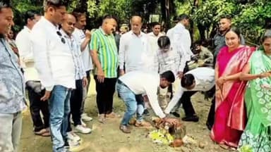 ઉમરગામ: માલખેત ડહેલી ના આંતરિક માર્ગો રૂ. 94 લાખના ખર્ચે નવા બનશે. ધારાસભ્ય ના હસ્તે 4 માર્ગોનું ખાતમુહરત