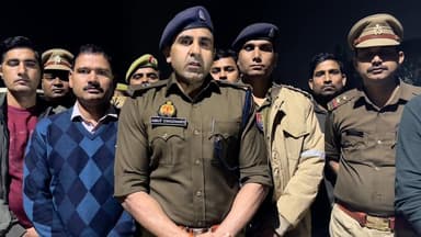 फिरोजाबाद थाना मक्खनपुर पुलिस ने दो वांछित अभियुक्तगणों को मुठभेड में किया गिरफ्तार।
#मक्खनपुर #हमलावर #माखनपुर #थाना #...