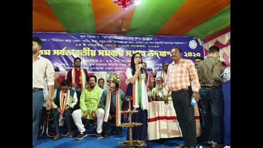 করিমপুর ১: ভোট রক্ষা শিবির পরিদর্শন করলেন সাংসদ মহুয়া মৈত্র ।