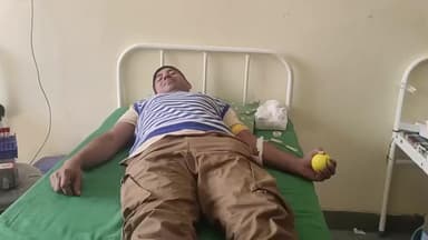 सरदारशहर: कच्चा बस स्टैंड के पास स्थित कल्याण हॉस्पिटल में आयोजित रक्तदान शिविर में 101 रक्तदाताओं ने उत्साह के साथ रक्तदान किया