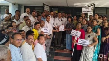 पारोळा: मालेगाव तालुक्यातील डोंगराळे गावात अत्याचार प्रकरणी पारोळा सुवर्णकार समाजातर्फे तहसीलदारांना निवेदन