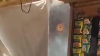 शेरगढ़: शेरगढ़ में एक केबिन को नीचे से तोड़कर सामान चुराया, थाने में मामला दर्ज