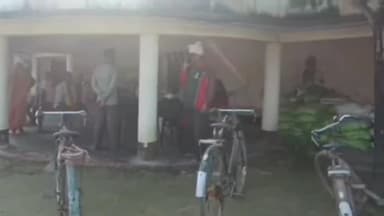 सकरा: रामपुर भासोन गांव में किसान के घर पर बदमाश ने की गोलीबारी, पुलिस जांच में जुटी