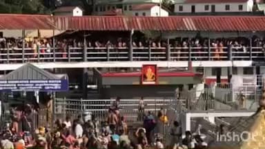 കോഴഞ്ചേരി: ശബരിമലയിൽ ദർശന പുണ്യം നേടി 3 ലക്ഷത്തോളം ഭക്തർ