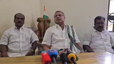 சிவகங்கை: தொடர்கொலைகள் அச்சம்… காவல்துறை பெரிய ‘சர்ஜிக்கல் ஆபரேஷன்’ நடத்த வேண்டும்: எம்.பி அலுவலகத்தில் பேச்சு