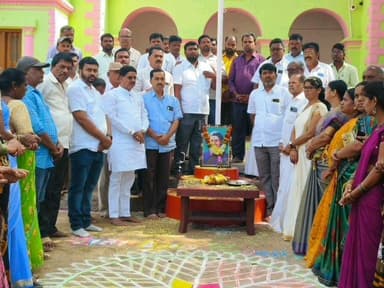 ಜಗಳೂರು: ಪ್ರಬುದ್ದ ಪ್ರಧಾನಿಯಾಗಿದ್ದ ಇಂದಿರಾಗಾಂಧಿ ಸರ್ವರಿಗೂ ಆದರ್ಶ: ಪಟ್ಟಣದಲ್ಲಿ ಶಾಸಕ ಬಿ.ದೇವೇಂದ್ರಪ್ಪ