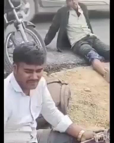 सलेमपुर: सलेमपुर के रामाधार पिपरा गांव के पास दो बाइकों की आमने-सामने टक्कर, दो लोग हुए घायल