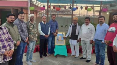 टाटगढ़: इंदिरा गांधी की जयंती पर जवाजा ब्लॉक कांग्रेस कमेटी ने आयोजित कार्यक्रम में दी भावपूर्ण श्रद्धांजलि