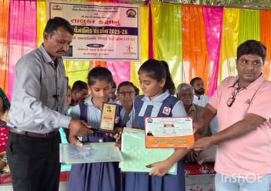 સાંતલપુર: મઢુંત્રા શાળામાં તાલુકા કક્ષાનું ગણિત વિજ્ઞાન પ્રદર્શન યોજાયું