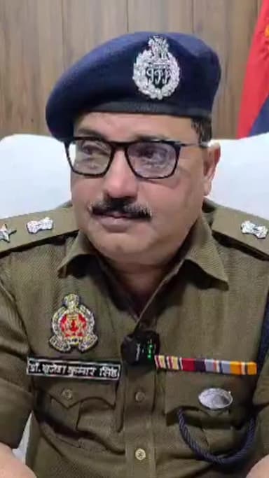 बदायूं: #BudaunNews #बदायूं
पुजारी की हत्या कांड का पुलिस ने किया खुलासा प्रेम प्रसंग के चलते की गई थी हत्या*
#budaun #up360