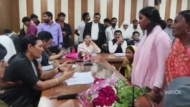 छिबरामऊ: तहसील पहुंची महिला आयोग के सदस्य ने अधिकारियों के साथ बैठक कर जन समस्याएं बताईं, अधिकारियों को दिए आवश्यक दिशा निर्देश