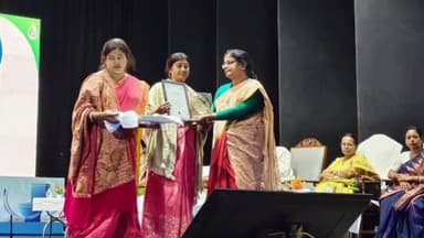 করিমপুর ২: করিমপুর দুই নম্বর ব্লকের নারায়নপুর ১ গ্রাম পঞ্চায়েত জেলার মধ্যে এক নম্বর, ঘোষণা করা হলো স্বচ্ছ গ্রাম পঞ্চায়েত হিসেবে