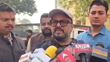 #बिहार #चुनाव के दौरान #खेसारी #लाल #यादव की सनातन पर टिप्पणी को लेकर #मनोज सिंह उर्फ #बताशा चाचा की नसीहत देना पड़ा भार...