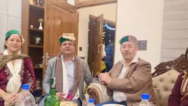 निचार: किन्नौर से संबंध रखने वाले PWD विभाग के इंजिनियर पासँग नेगी हुए सेवानिवृत, विभाग ने दी विदाई