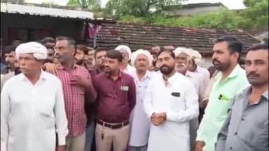 નાંદોદ: કમોસમી વરસાદ મા જે સર્વે કરવામા આવે છે એ મુદ્દે ખેડૂતોએ ગામ થી માહીતી આપી.