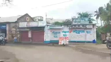 शिरोळ: शिरोळमध्ये ऊस दर आंदोलनाला हिंसक वळण, धनाजी चुडमुंगे यांना मारहाण, शिरोळ शहर कडकडीत बंद