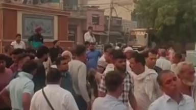 रेवाड़ी: लग्न समारोह में हुड़दंग मना करने पर युवक की गोली मारकर हत्या, ग्रामीणों ने थाने के बाहर लगाया जाम