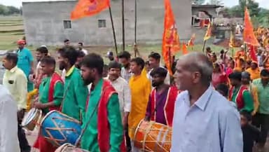 बगोदर: बेको में एकादशी कार्तिक उद्यापन के लिए निकाली गई भव्य कलश यात्रा