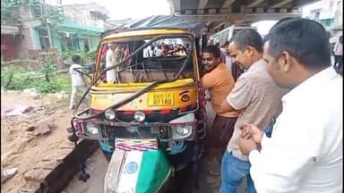 हरनौत: हरनौत बाजार में सरकारी अस्पताल के पास ऑटो पलटा, ऑटो सवार 3 लोग घायल