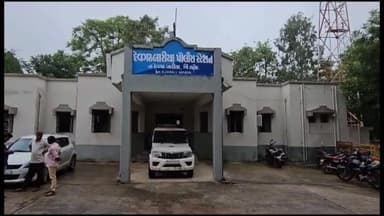 દેવગઢબારીયા: દેવગઢ બારિયા તાલુકાના બાઈના ખાતે અકસ્માત સર્જાયો