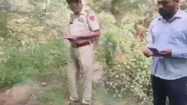 ਅਬੋਹਰ: ਰੇਲਵੇ ਲਾਈਨਾਂ ਦੇ ਨੇੜੇ ਝਾੜੀਆਂ ਵਿੱਚੋਂ ਮਿਲੀ ਨੌਜਵਾਨ ਦੀ ਲਾਸ਼, ਮੌਕੇ ਤੇ ਪਹੁੰਚੀ ਪੁਲਿਸ