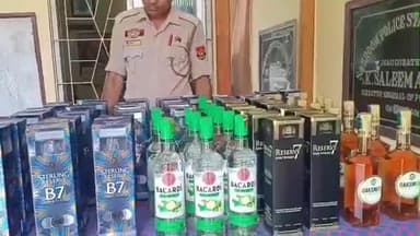 সাব্রুম: পুলিশ এবং বিএসএফ যৌথ অভিযানে হার্বাতলী মাছ পাড়ায় একটি বাড়ী থেকে বিপুল পরিমান বিলেতি মদ বাজেয়াপ্ত করেন