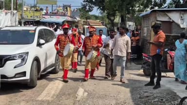 சோழிங்கநல்லூர்: கண்ணகி நகரில் கபடி போட்டியில் தங்கம் வென்ற வீரர் வீராங்கனைகளை பரிசுகளை வழங்கி கௌரவித்த பாஜக விளையாட்டு அணியினர்