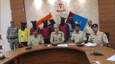 रामगढ़: रामगढ़ गोला पुलिस ने केबल चोरी में 6 आरोपियों को गिरफ्तार कर न्यायिक हिरासत में भेजा