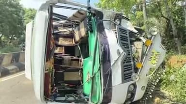 குறிஞ்சிப்பாடி: பொட்டவெளியில் வேன் கழிந்த விபத்தில் 18 பேர் படுகாயம்