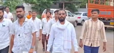 साजा: बाबा गुरु घासीदास पर अभद्र टिप्पणी को लेकर भीम रेजीमेंट ने साजा थाना में आरोपी पर मामला दर्ज करने की मांग की