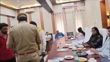 खुर्जा: खुर्जा में पुराना जीटी रोड स्थित तहसील में समाधान दिवस का आयोजन हुआ