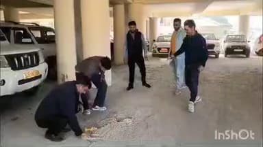 अल्मोड़ा: पार्षदों ने पार्किंग की गुणवत्ता पर उठाए सवाल, निर्माण कार्यों में निम्न गुणवत्ता की सामग्री का उपयोग करने का लगाया आरोप