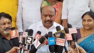 పెందుర్తి: ముత్యాలమ్మ పాలెం గ్రామంలో మెంత తుఫాను బాధ్యత కుటుంబ సభ్యులకు నిత్యవసరాలు పంపిణీ చేసిన ఎమ్మెల్యే పంచకర్ల రమేష్ బాబు